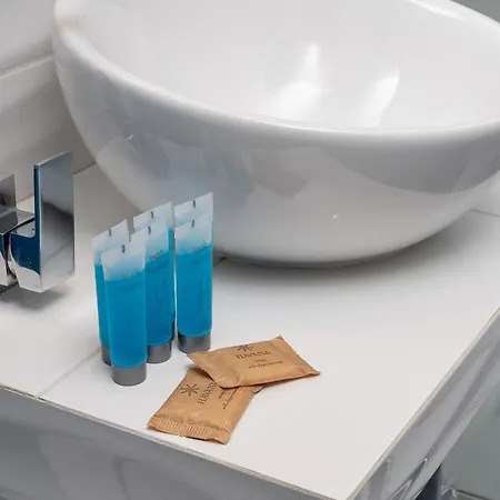 Krochmalna Red By Bookinghost דירה *